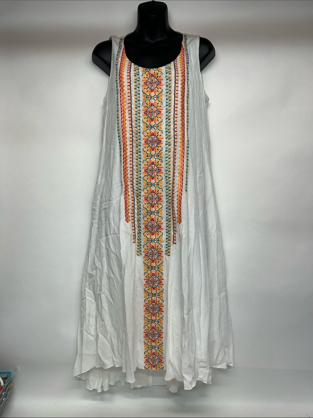 White Embroidered Boho Maxi Dress with Orange Accents chicos size 0 summer beach